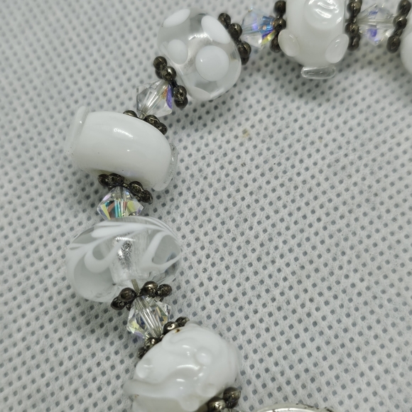 White Lampwork Trollbead Bracelet - Picture 7 of 9